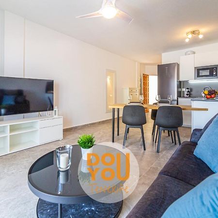 Holiday Apartments Oasis Лос Кристианос Екстериор снимка