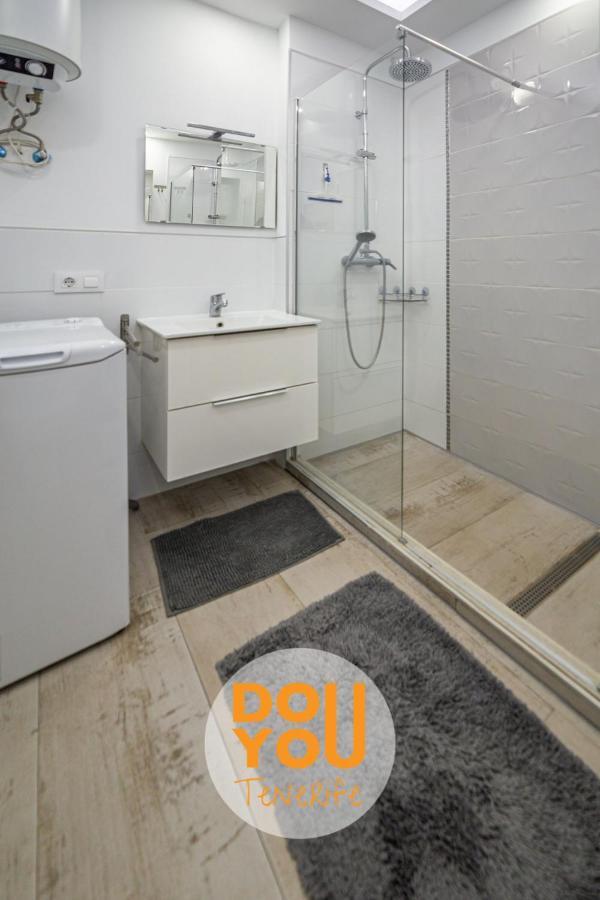 Holiday Apartments Oasis Лос Кристианос Екстериор снимка