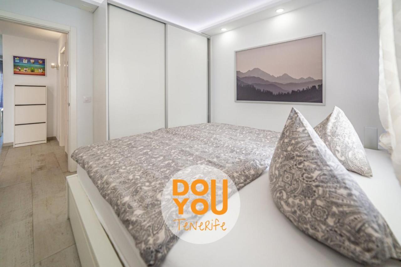 Holiday Apartments Oasis Лос Кристианос Екстериор снимка