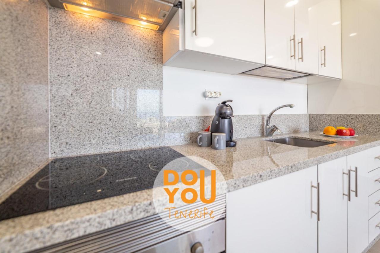 Holiday Apartments Oasis Лос Кристианос Екстериор снимка