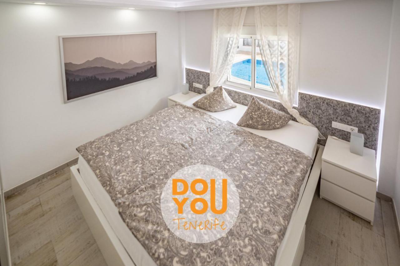 Holiday Apartments Oasis Лос Кристианос Екстериор снимка