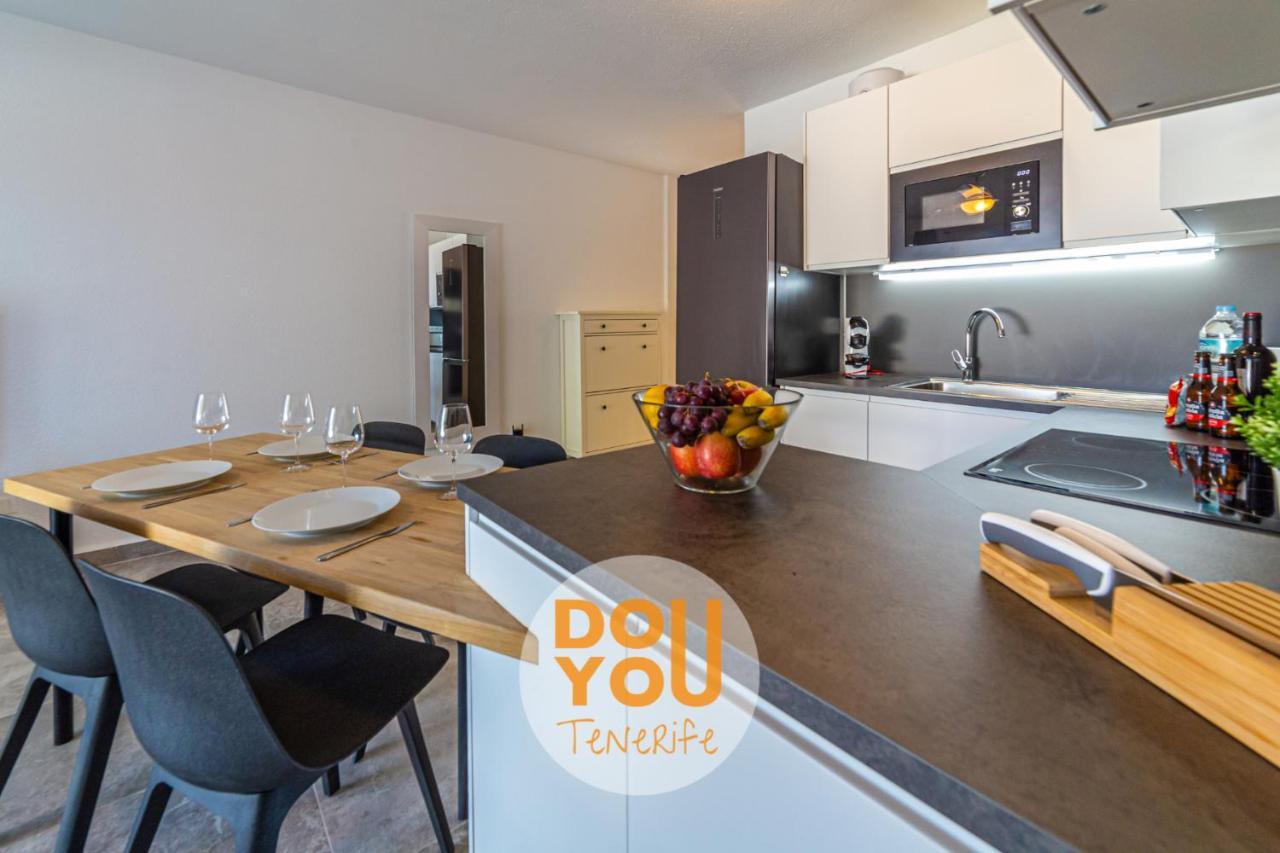 Holiday Apartments Oasis Лос Кристианос Екстериор снимка