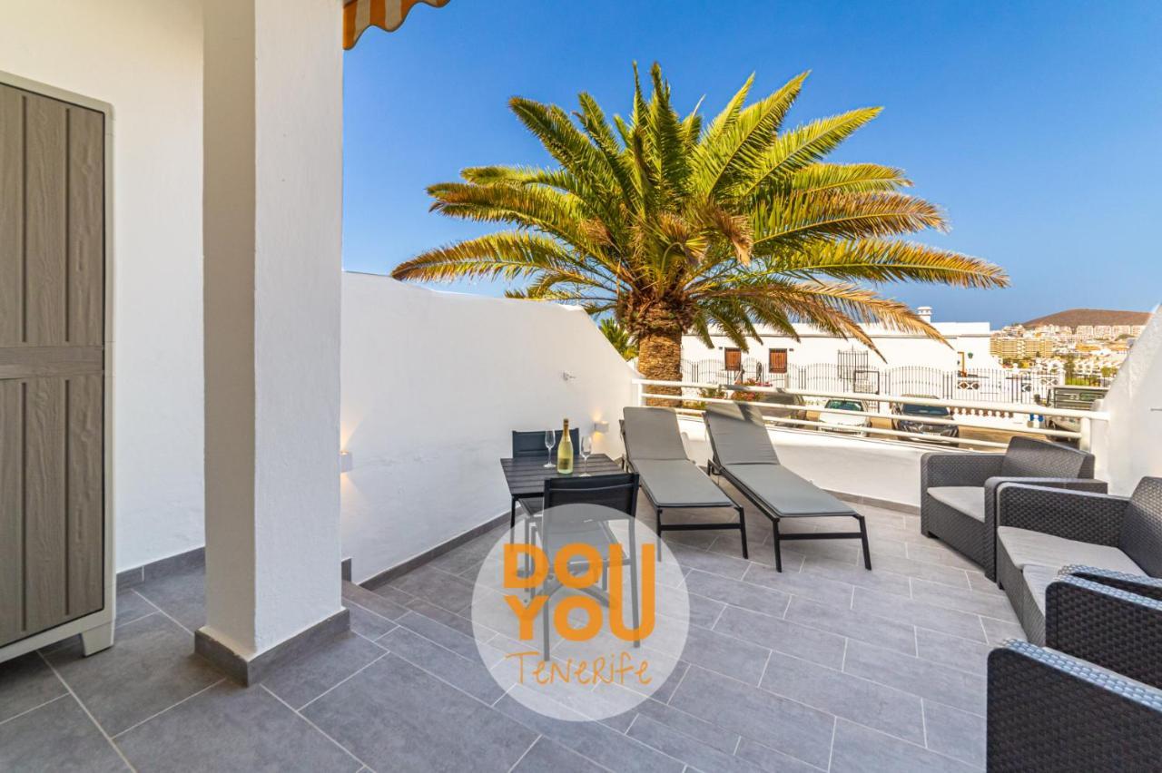 Holiday Apartments Oasis Лос Кристианос Екстериор снимка