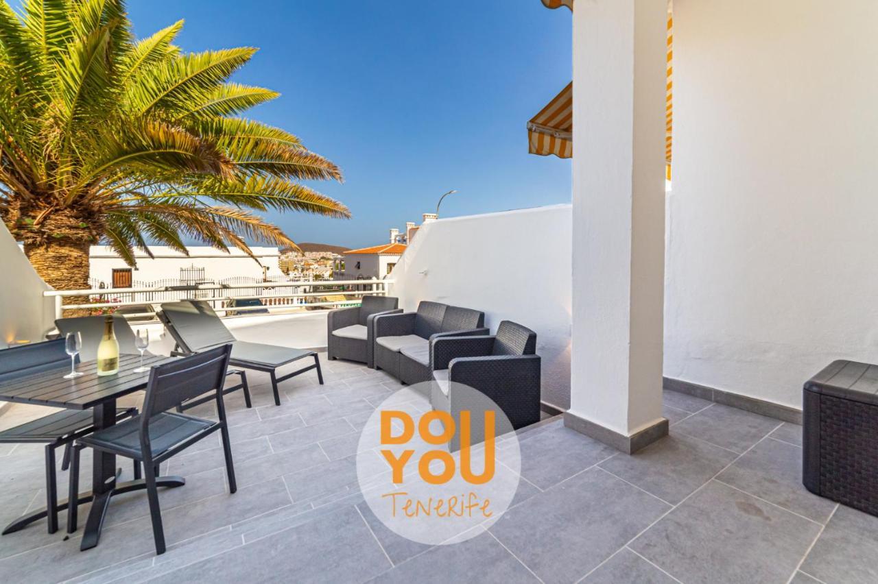 Holiday Apartments Oasis Лос Кристианос Екстериор снимка