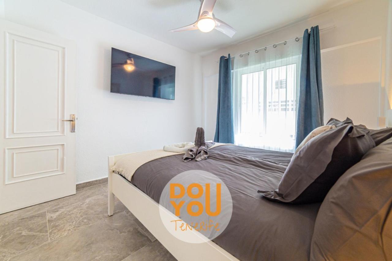 Holiday Apartments Oasis Лос Кристианос Екстериор снимка